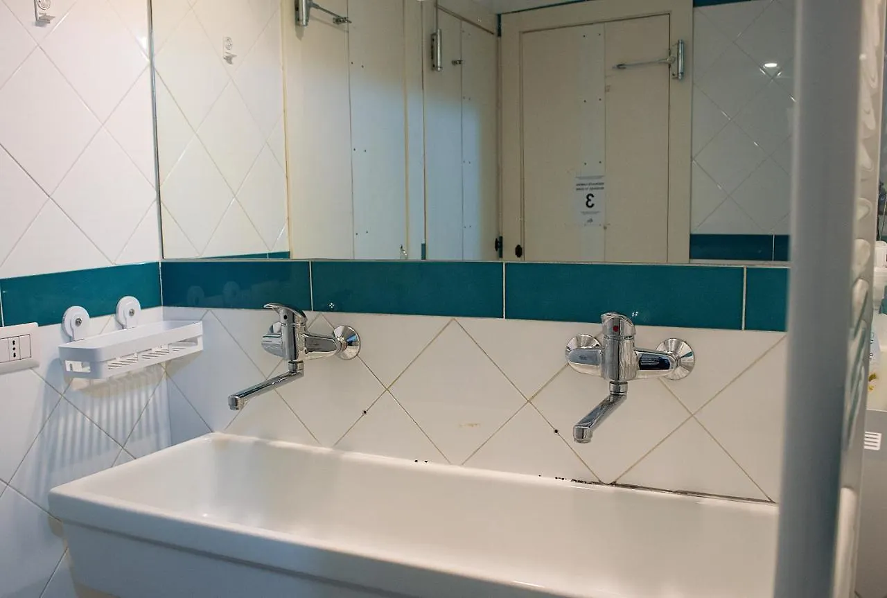 Ostellin Genova Hostel
